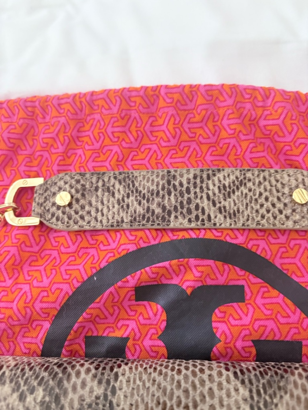 Tory Burch Audra Reva Leather Python Print Shoulder/Clutch Bag - Picture 4 of 13